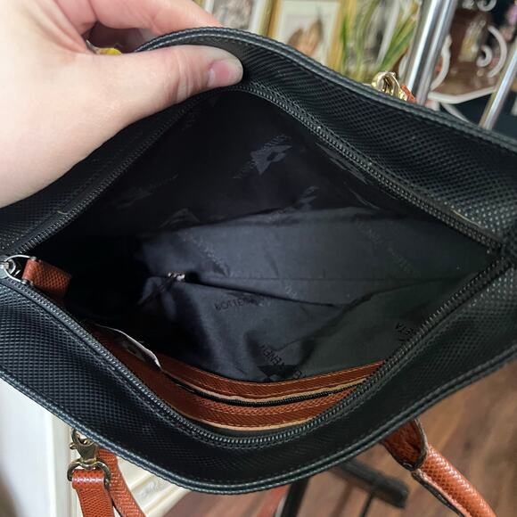 Vintage Bottega Veneta Leather Crossbody Bag - Picture 11 of 15